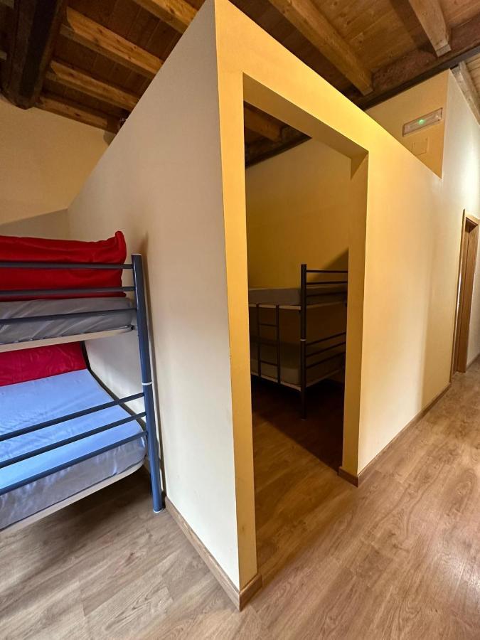 Albergue De Peregrinos Compostela موليناسيكا المظهر الخارجي الصورة